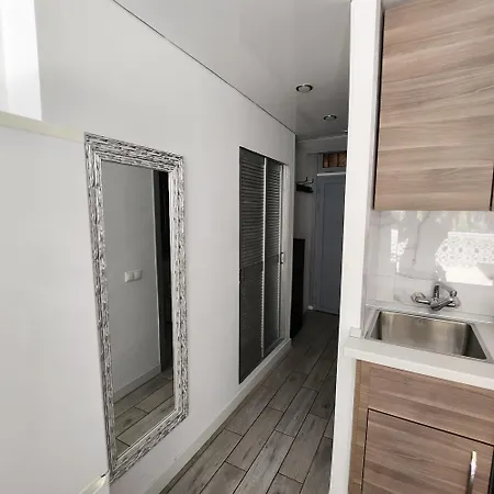 Cozy With Balcony, Pool And Wifi In Playa De Americas Apartmán Playa de las Americas (Tenerife)
