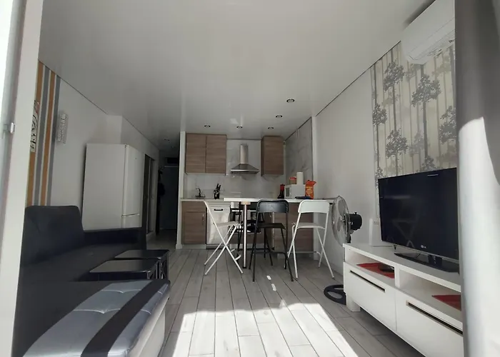 Apartman Cozy With Balcony, Pool And Wifi In Playa De Americas *
