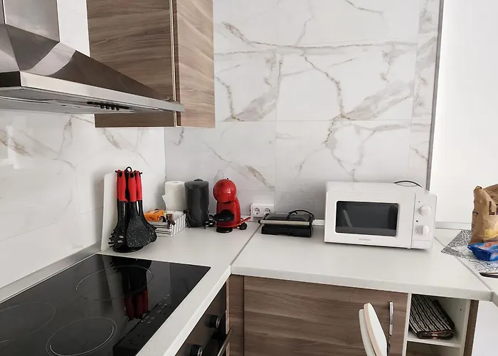 Cozy With Balcony, Pool And Wifi In Playa De Americas *